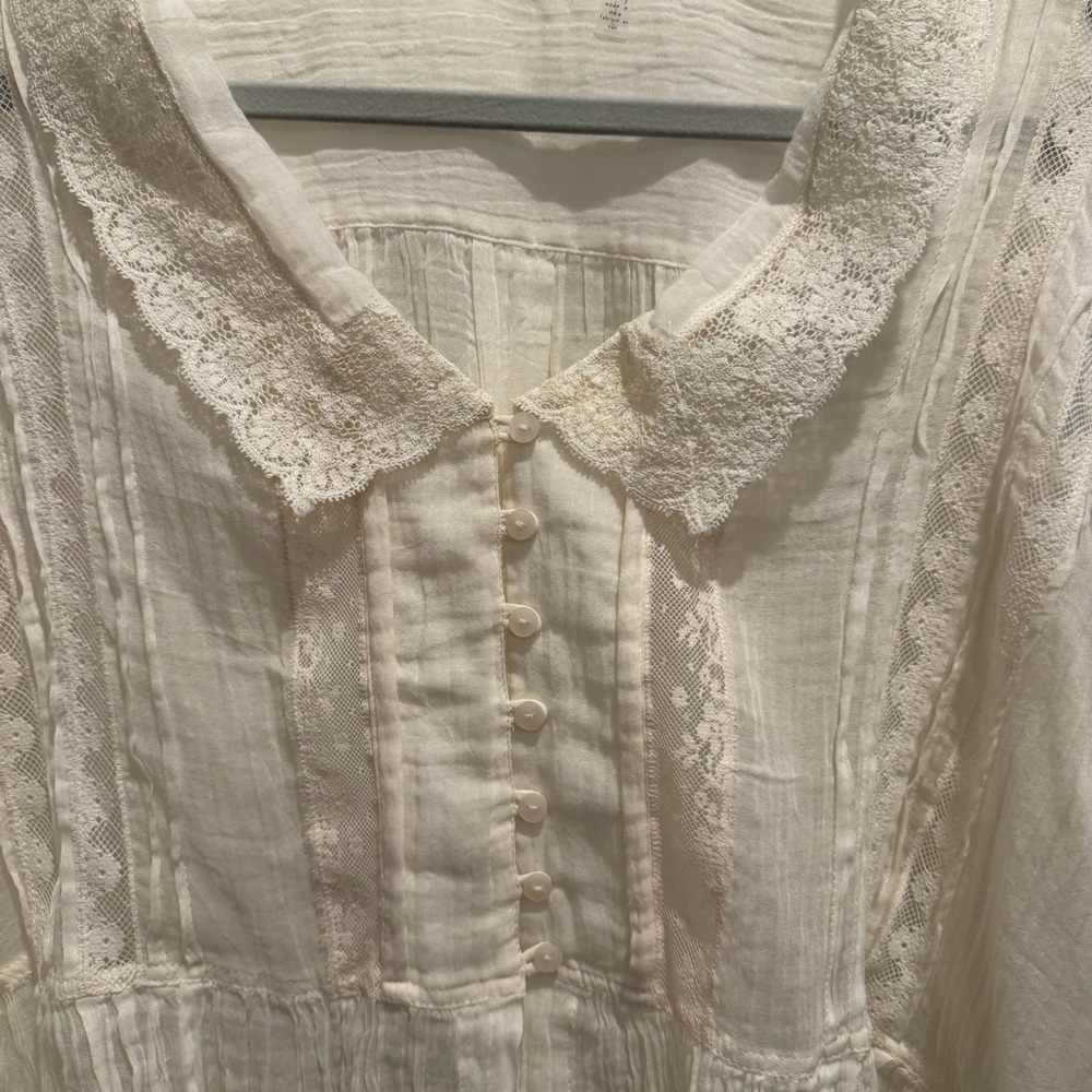 FP 1 Elodie Elegant Cream Button-Down Blouse - Picture 3 of 5